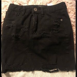 Distressed mini skirt